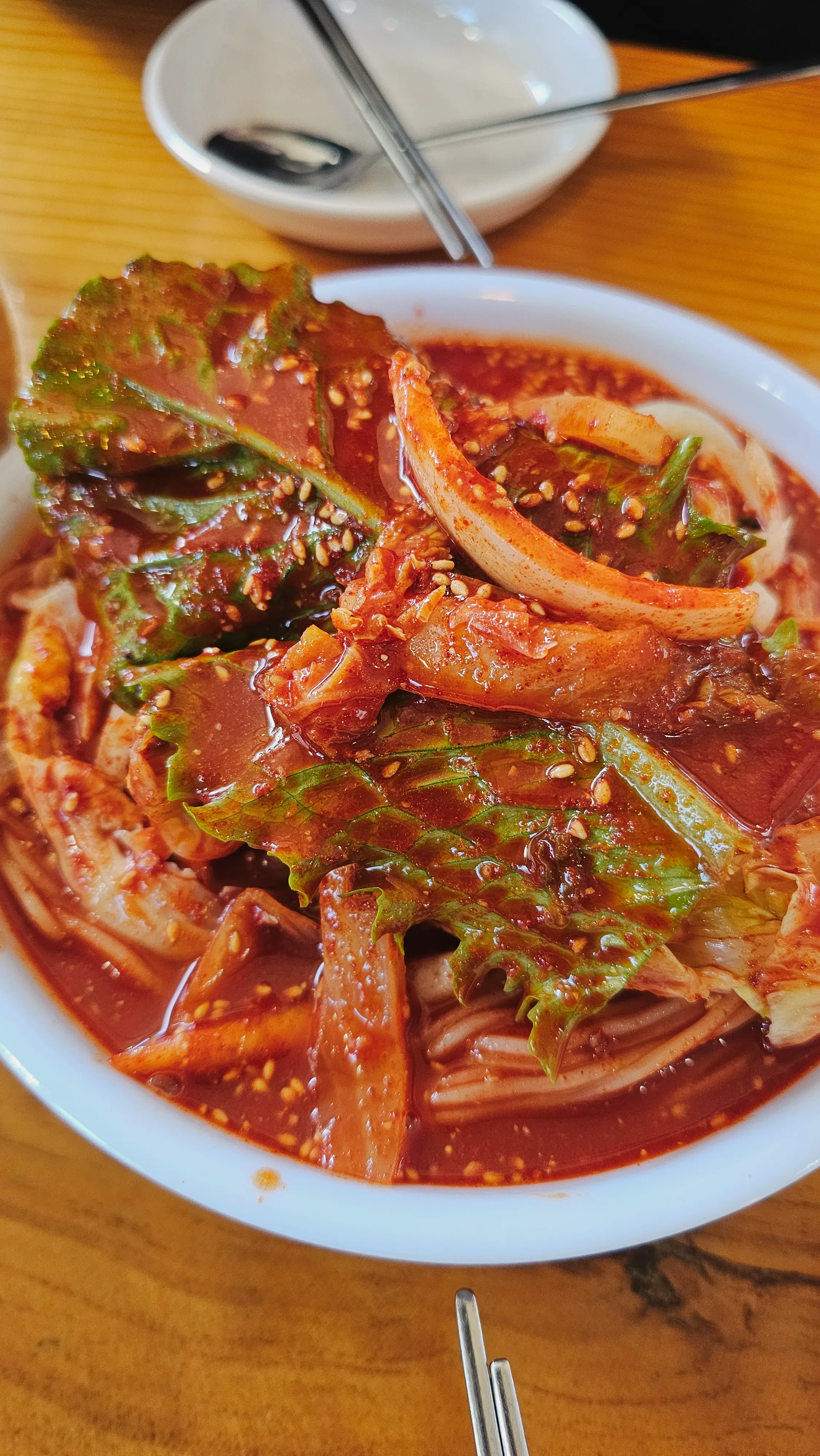 망향비빔국수