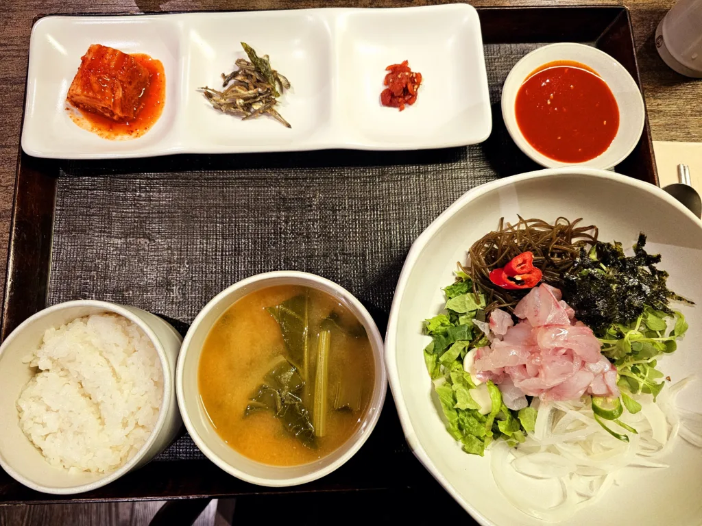 도미 회덮밥